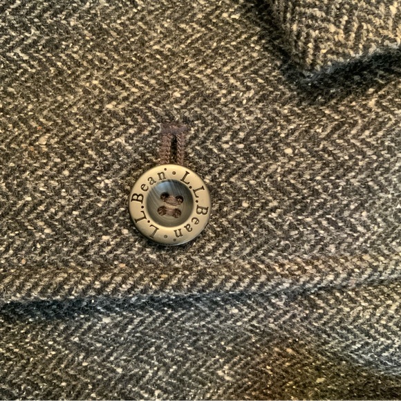 L.L.Bean Classic Herringbone Wool And Silk Grey Blazer Jacket Size M - Picture 9 of 9